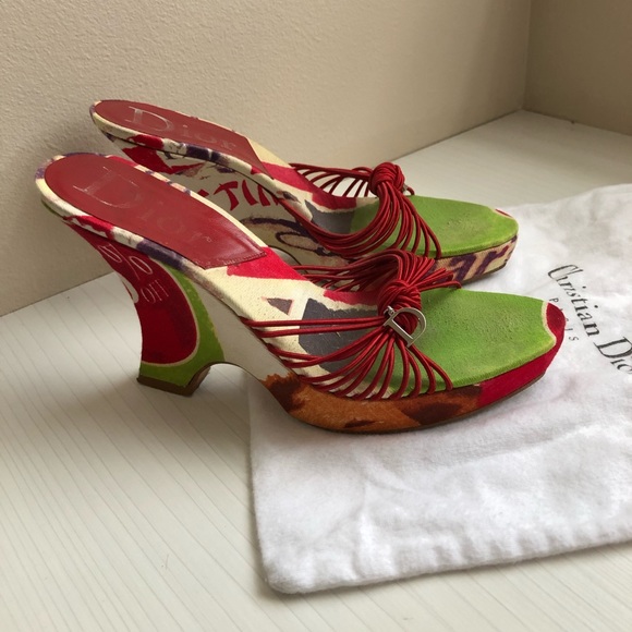 SOLD! Vintage Dior Platforms - Picture 4 of 6